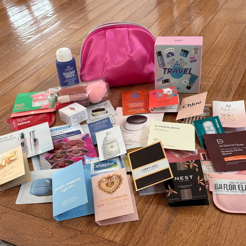 30+ piece Beauty Bundle with bag
